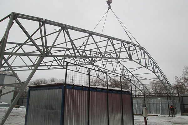 Начат монтаж тентового ангара в городе Москве